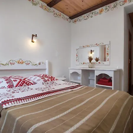 петриківка 3*