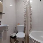 петриківка з червня басейн з підігрівом 10 на 5 метрів 3* 슬랍스크